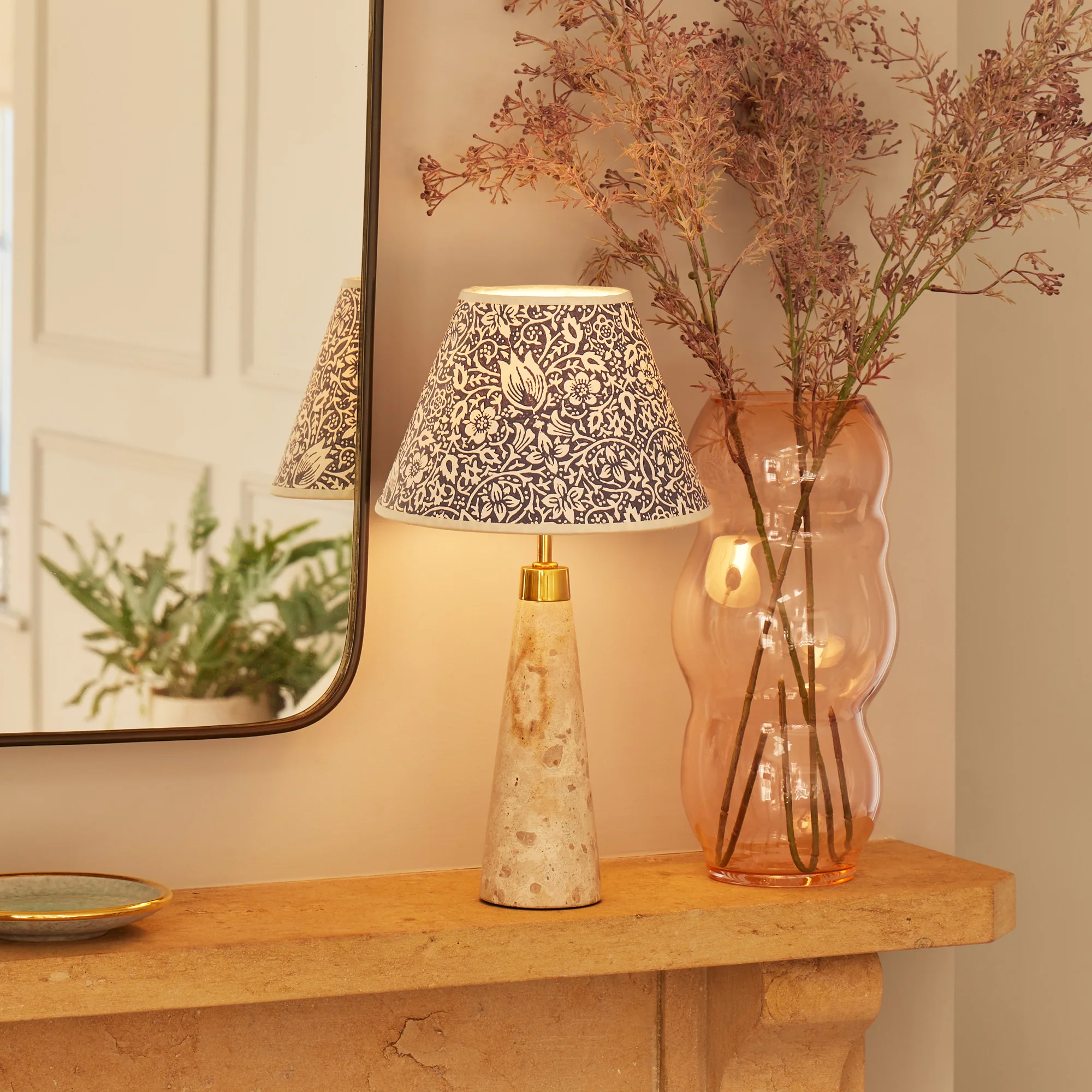 Smaller marmaron rechargeable table lamp in grey - Image 7