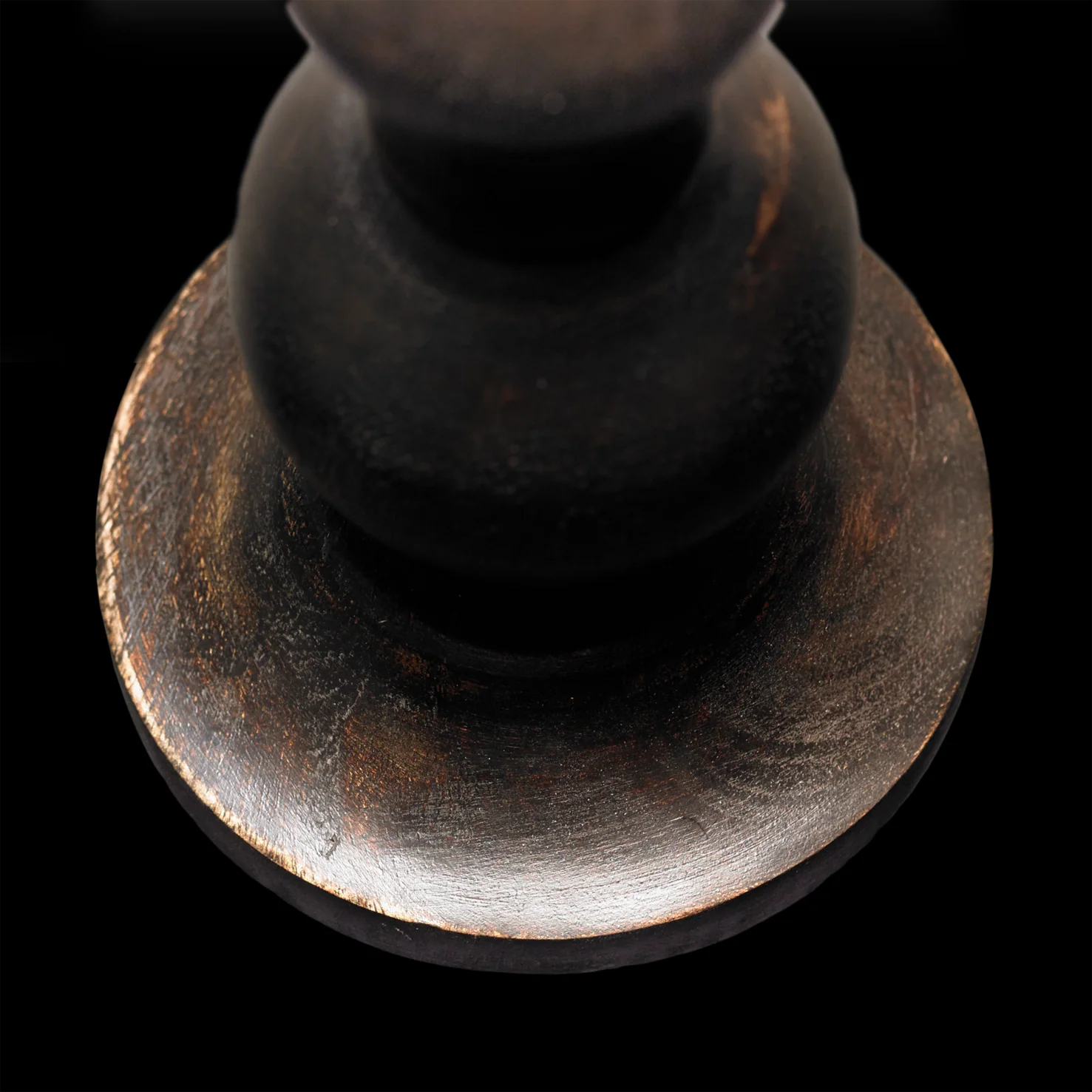 Smaller Otto table lamp in black - Image 12