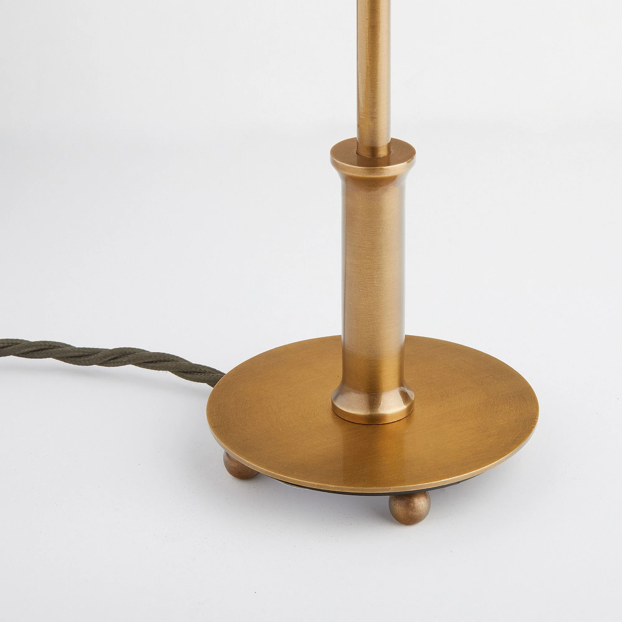Smaller Pod table lamp in antique brass - Image 5