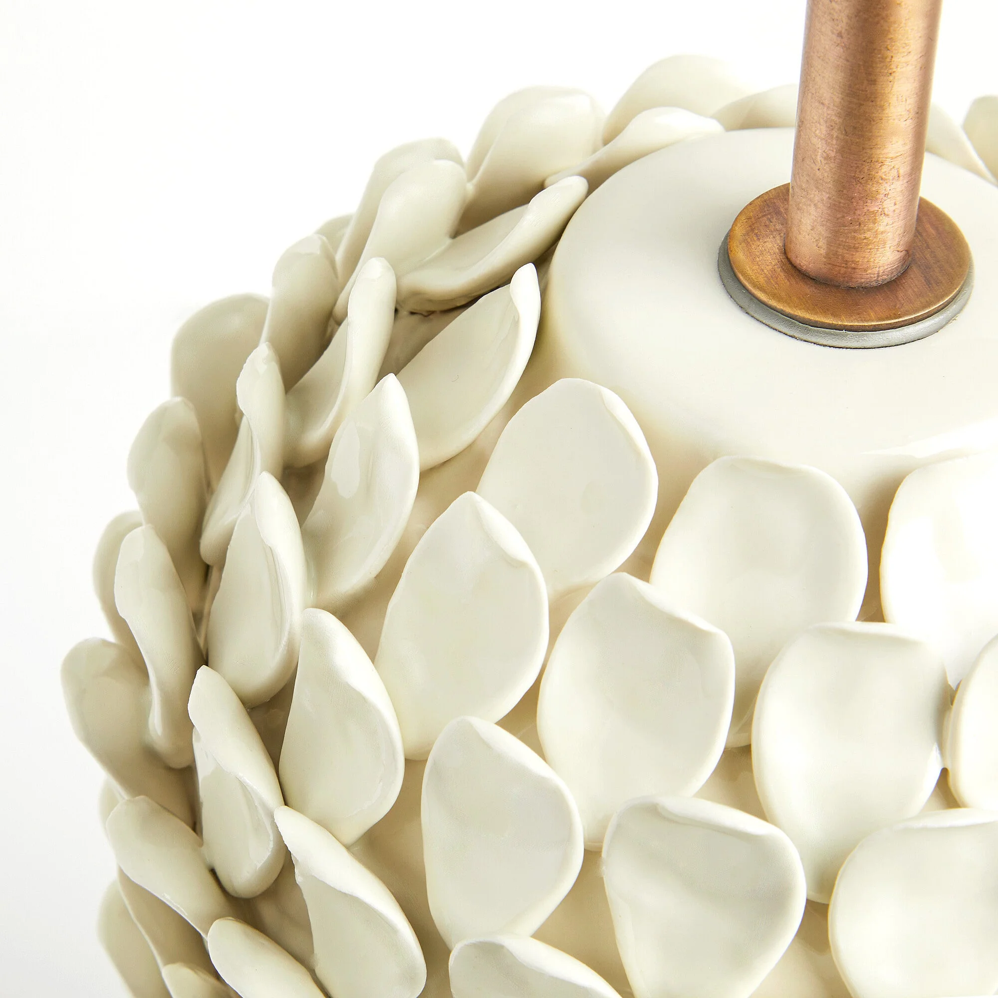 Smaller Stucco table lamp in stone - Image 7