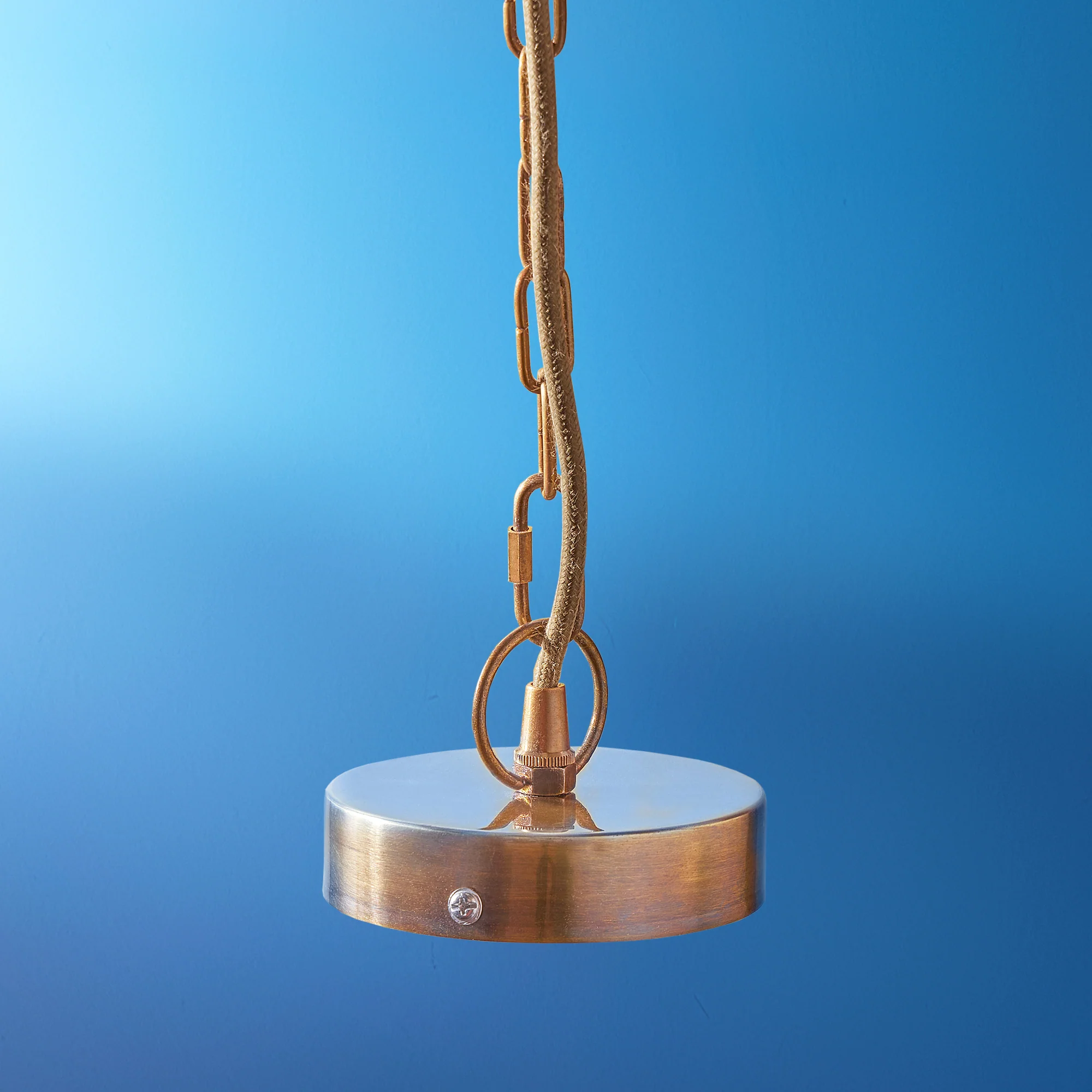 Smallest Bastille pendant in clear glass - Image 10