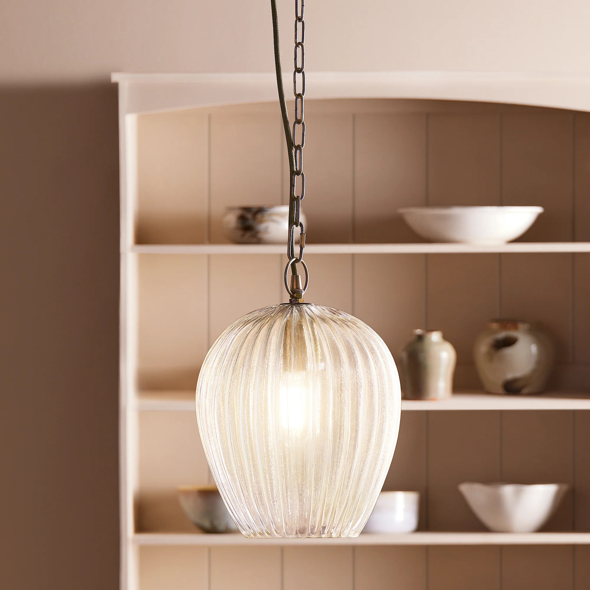 Smallest Bastille pendant in clear glass - Image 4