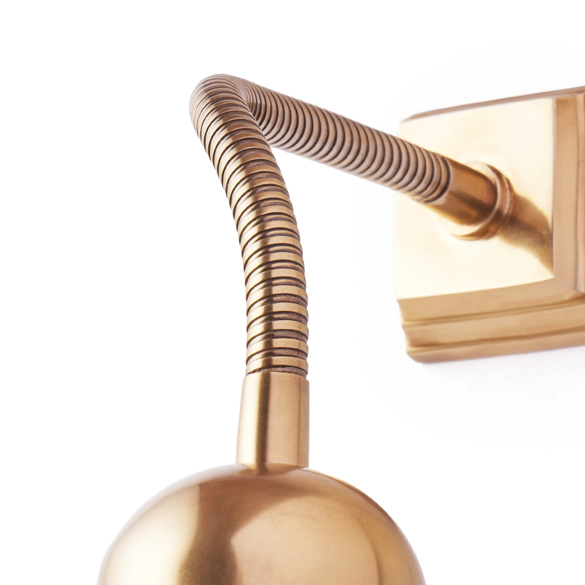Spencer wall light in brass - Image 10