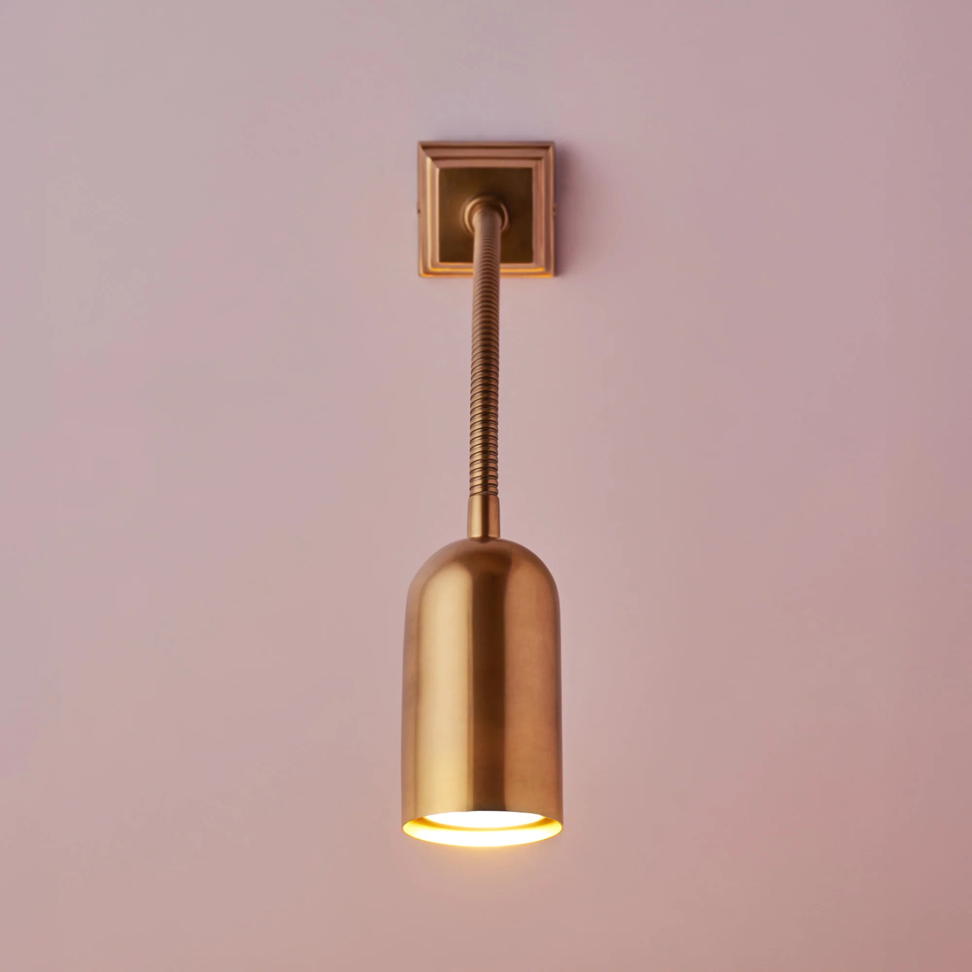 Spencer wall light in brass - Image 8