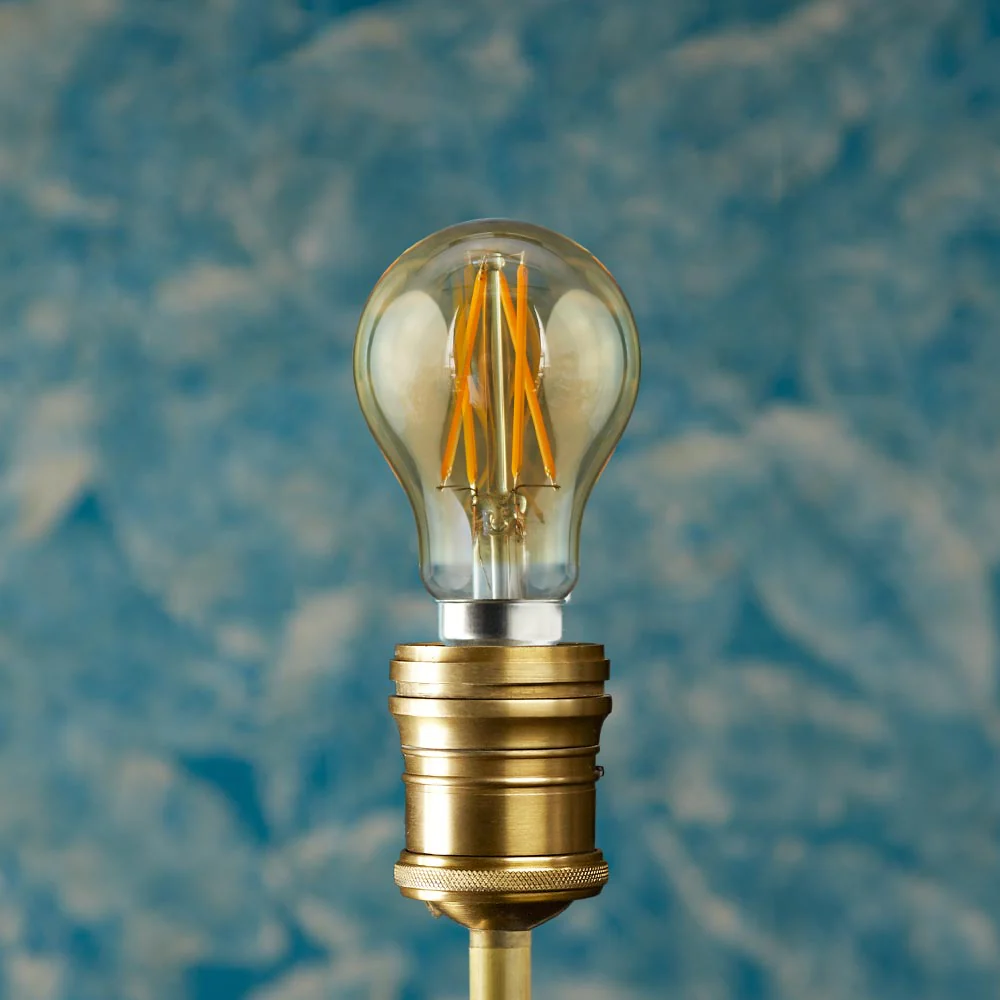 Standard 6 Watt LED bulb with amber coating and E27 Screw fitting - Image 4