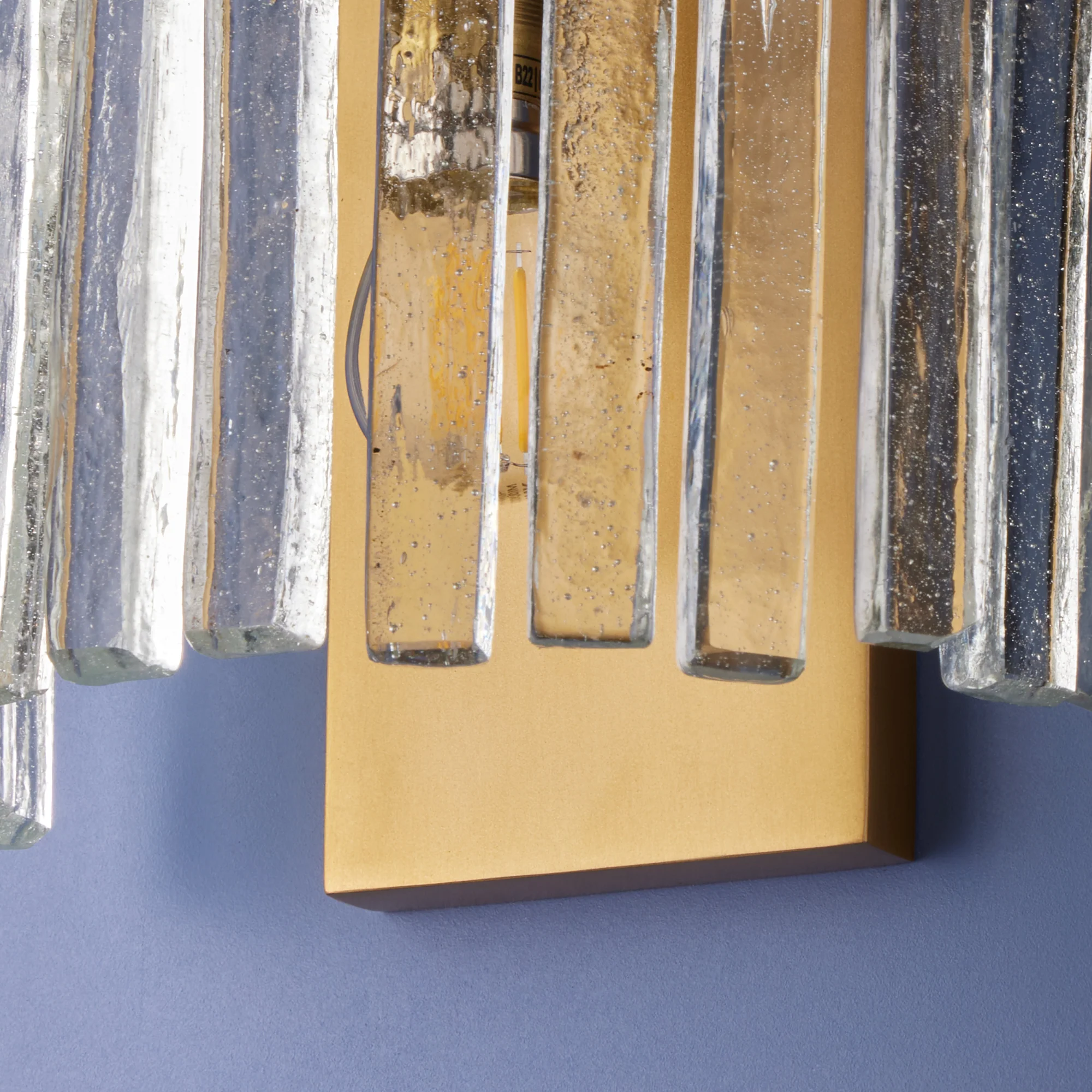Starsky wall light with clear recycled blown glass strips - Image 10