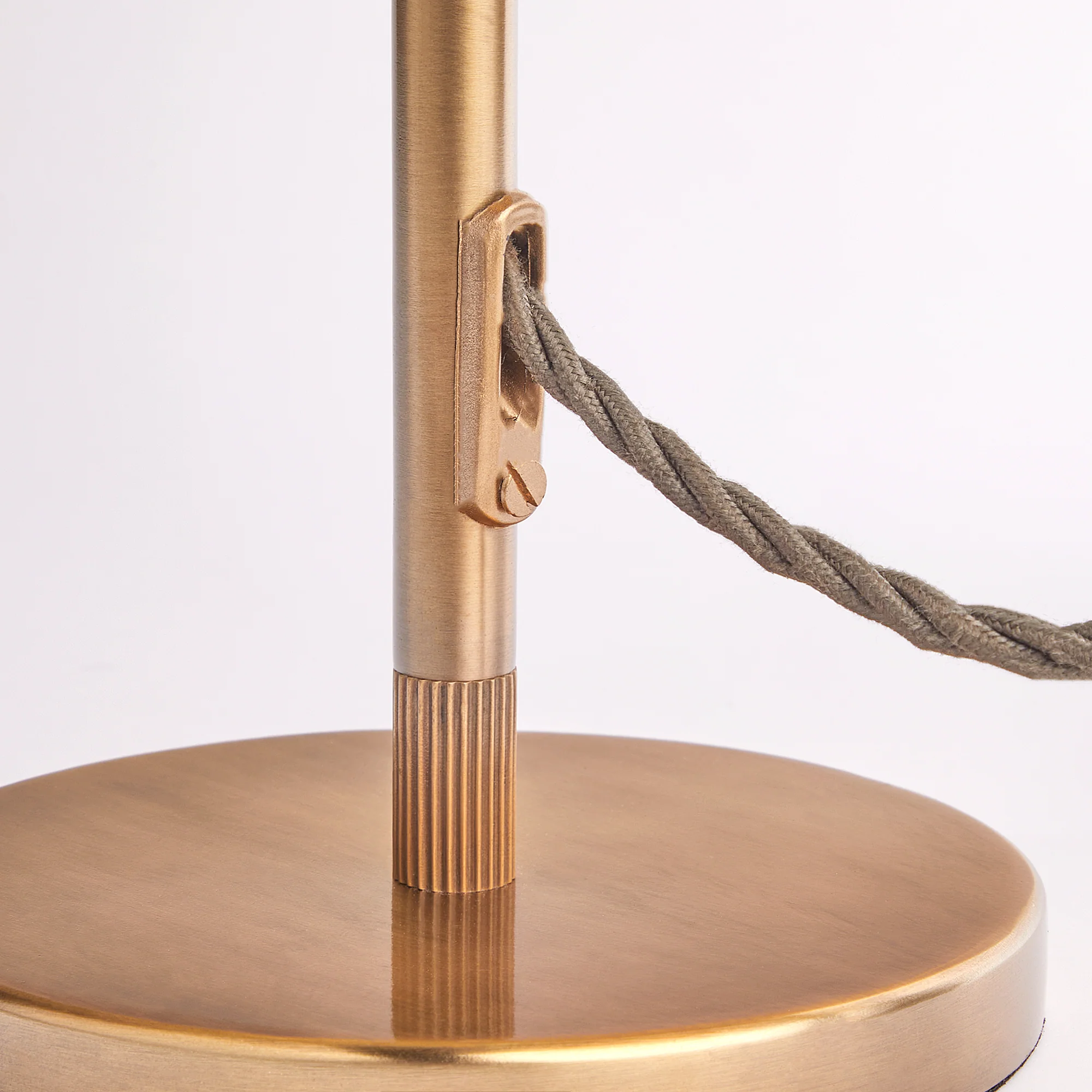 Stilt desk lamp in antiqued brass - Image 5