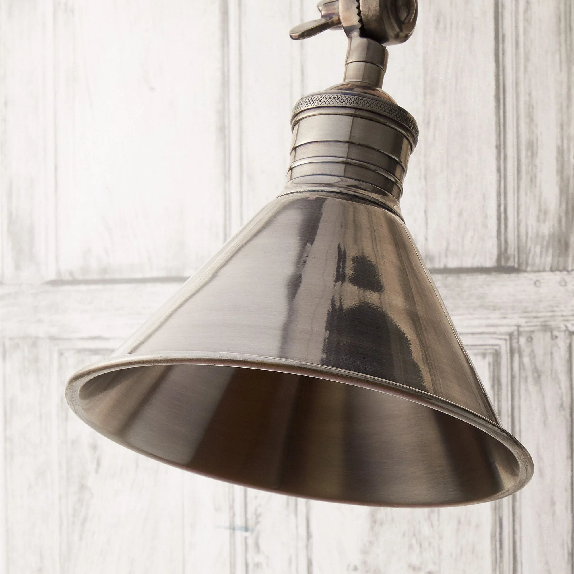 Stork wall light in antique silver - Image 9