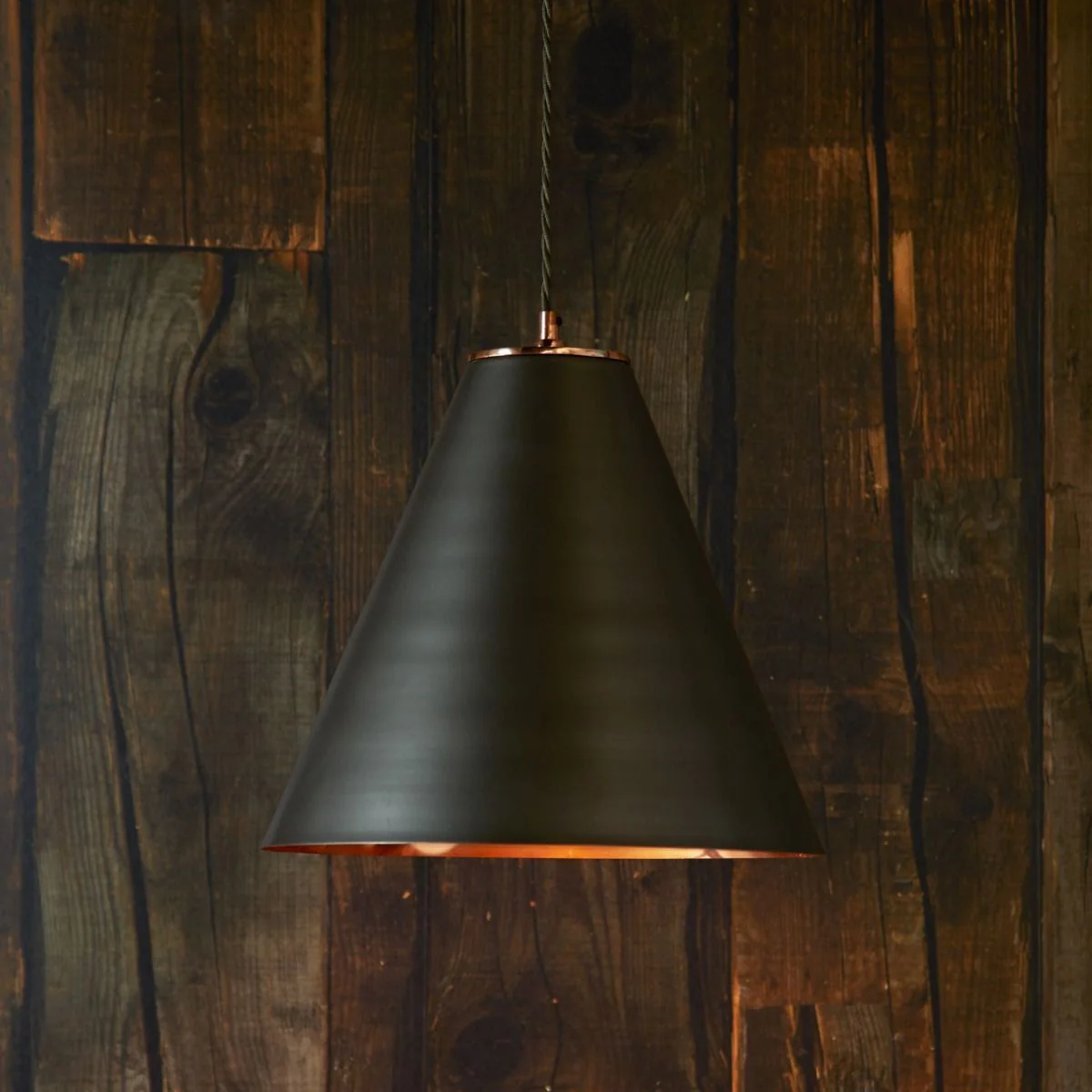 Super Stanley pendant in gunmetal with copper interior - Image 4