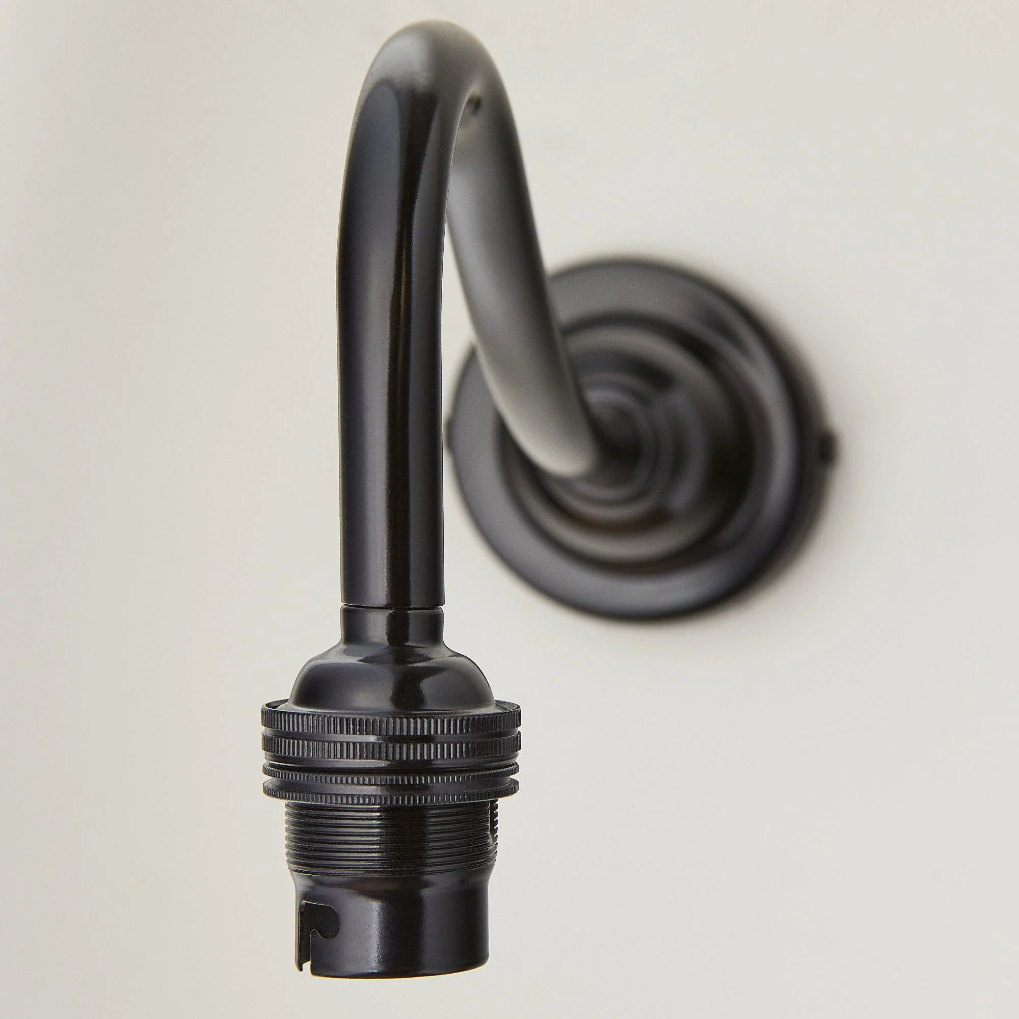 Swan neck wall fitting in antiqued bronze - Image 3