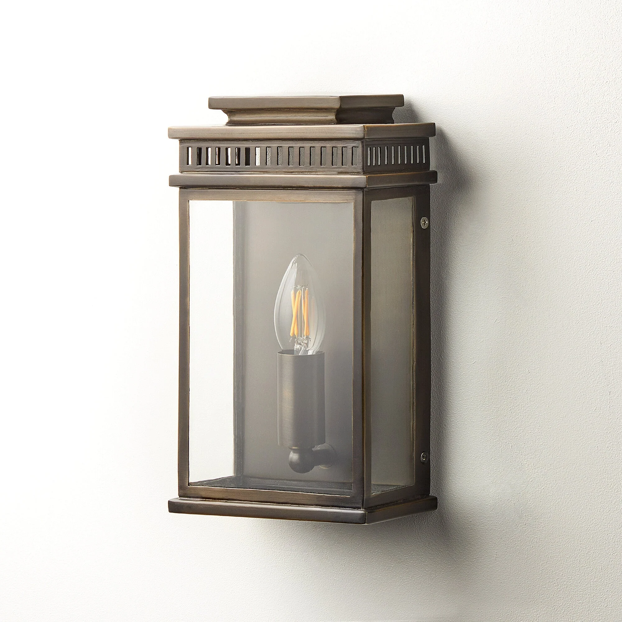 Tenby exterior IP44 wall light in antique bronze - Image 2