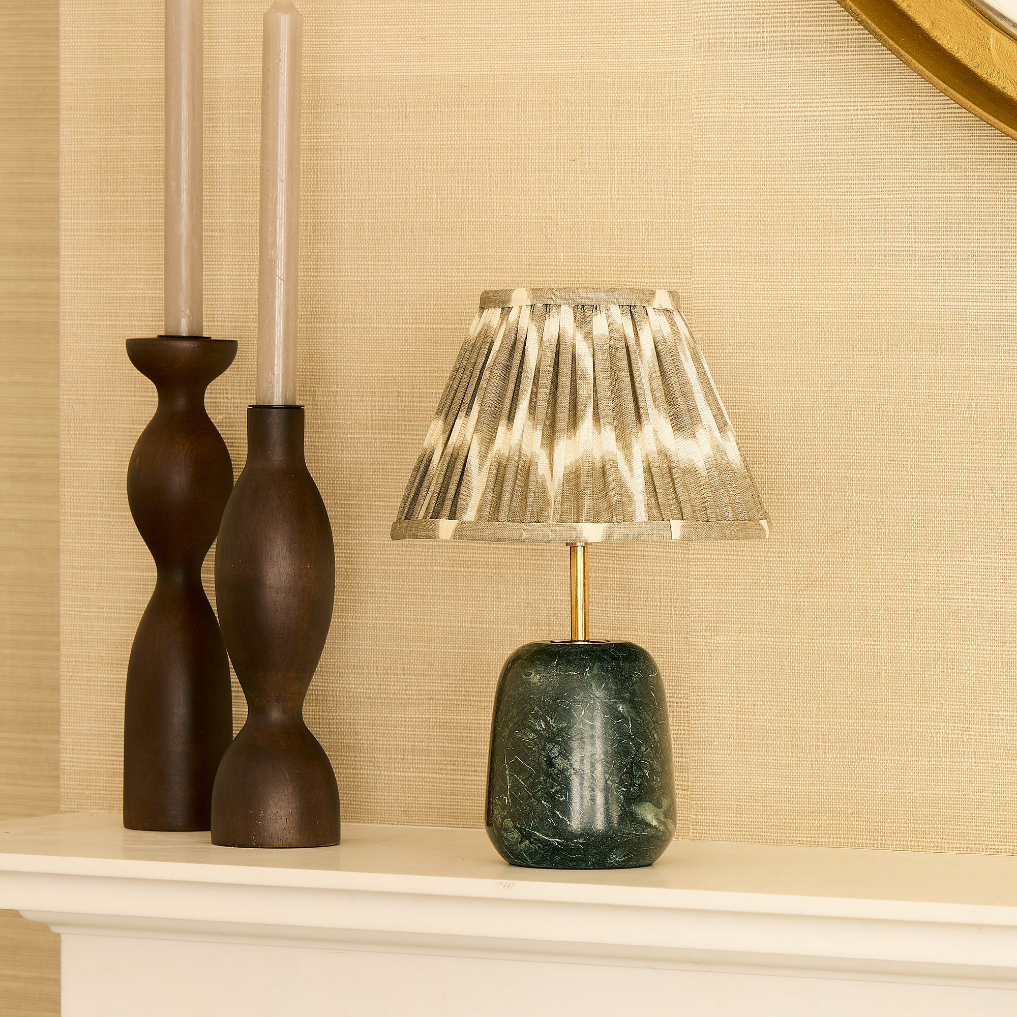 Thimble rechargeable table lamp in green marble - Image 10