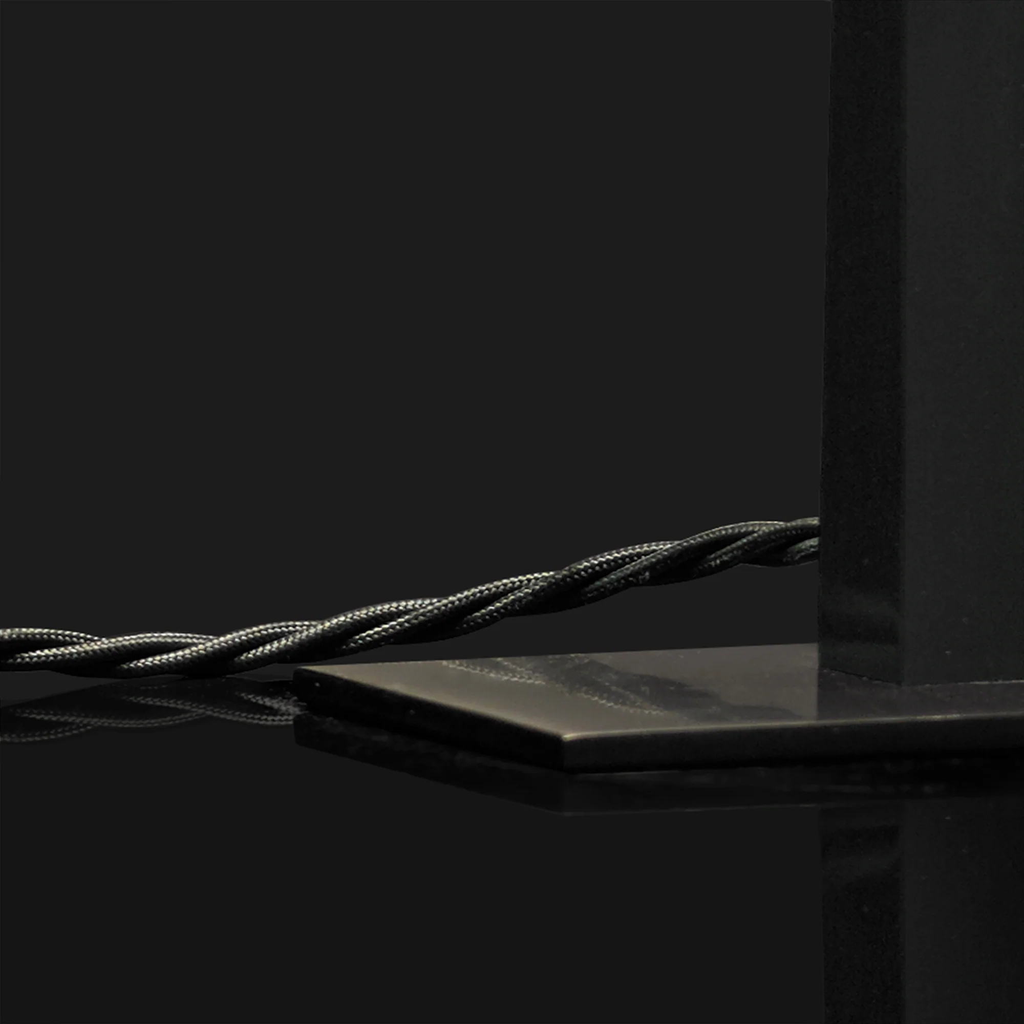 Trafalgar floor lamp in antique bronze - Image 9