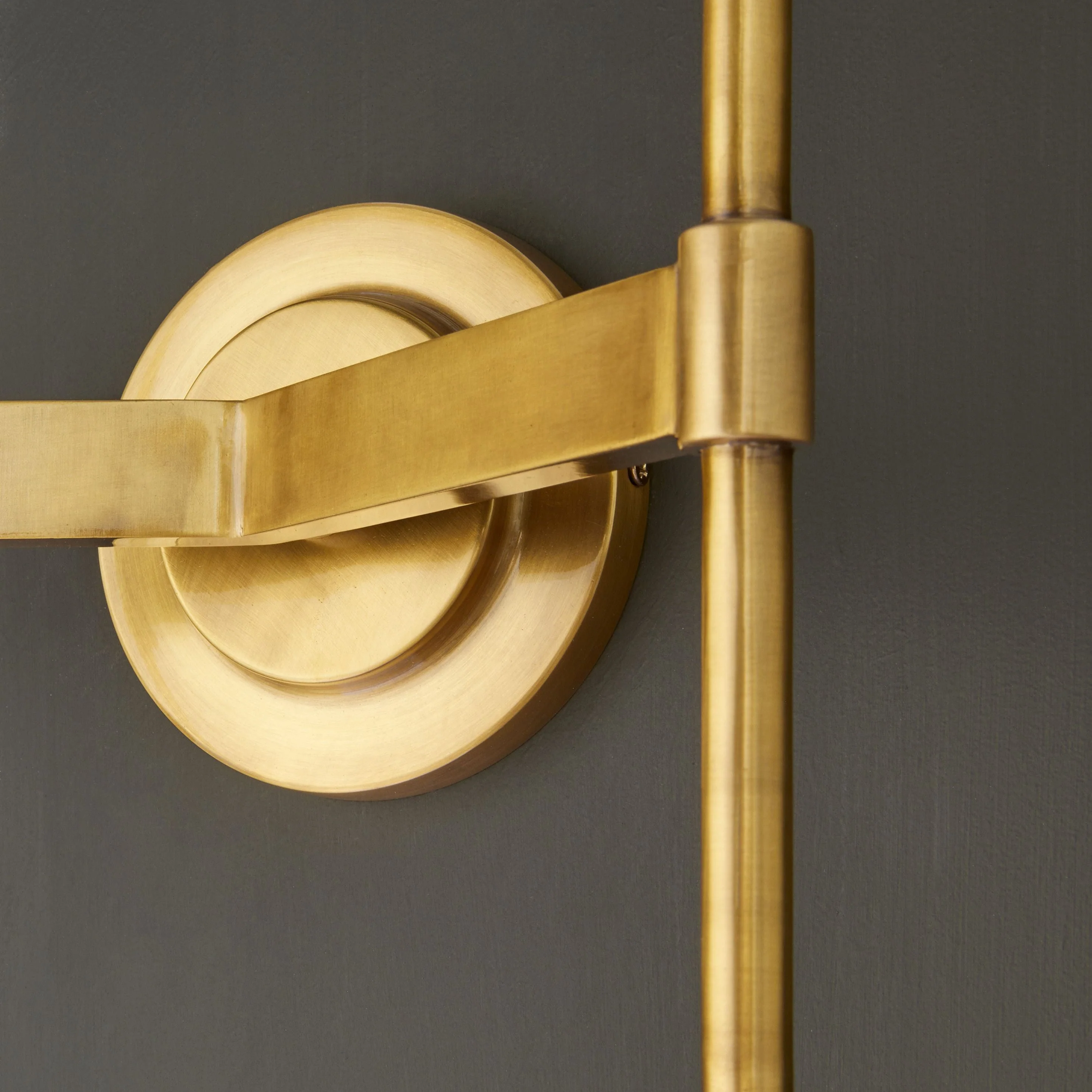 Tremmers double wall fitting in antique brass - Image 4