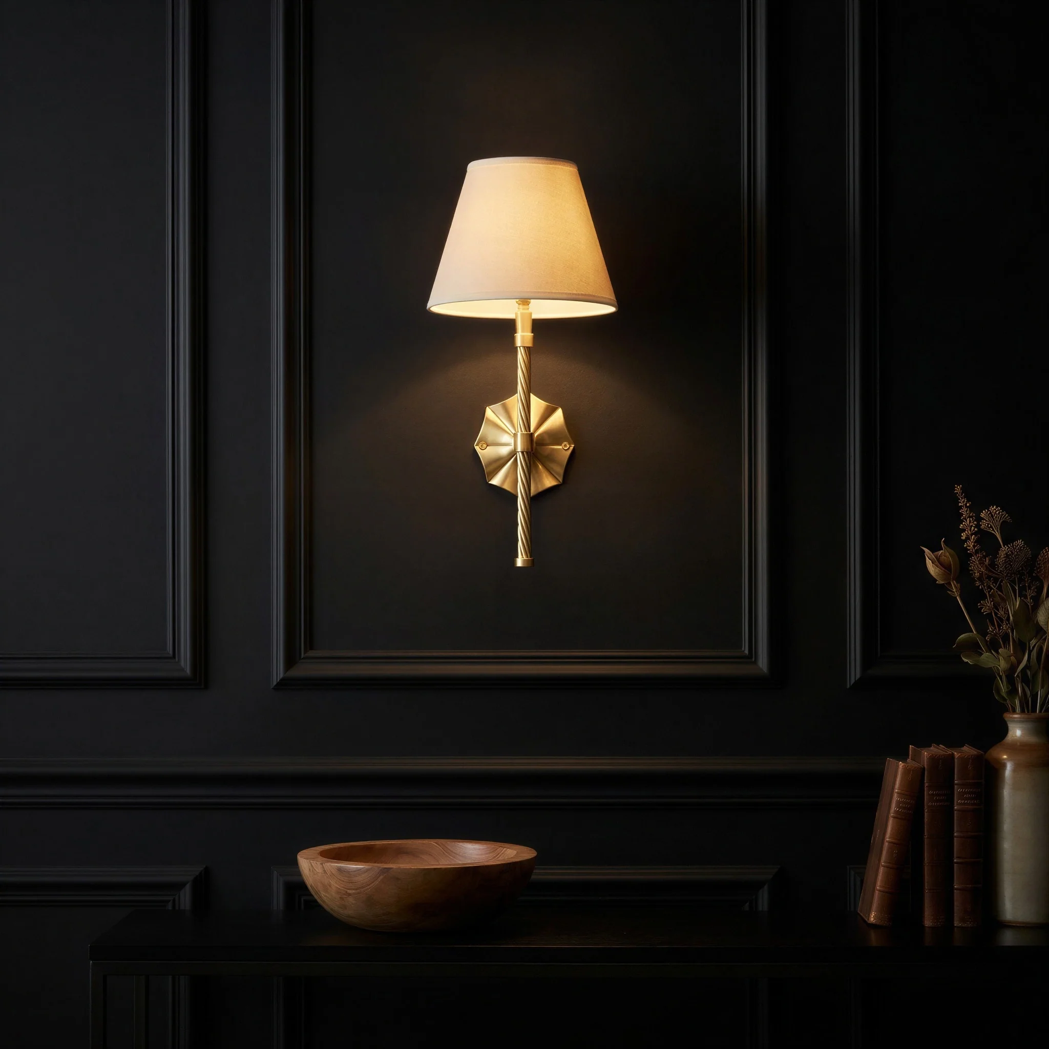Twizzler wall fitting in antique brass - Image 5