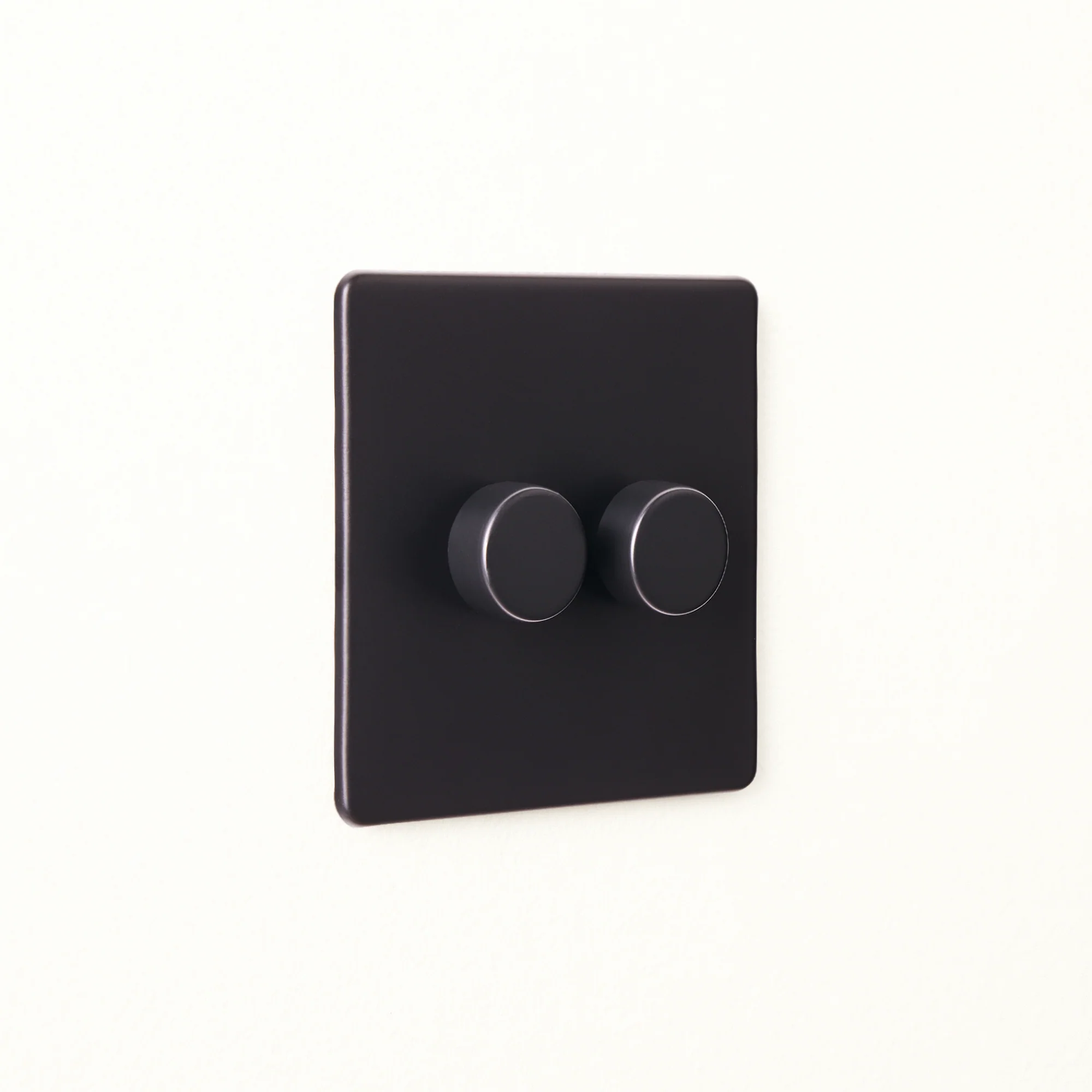 Two gang 2 way Florence dimmer switch in black - Image 3