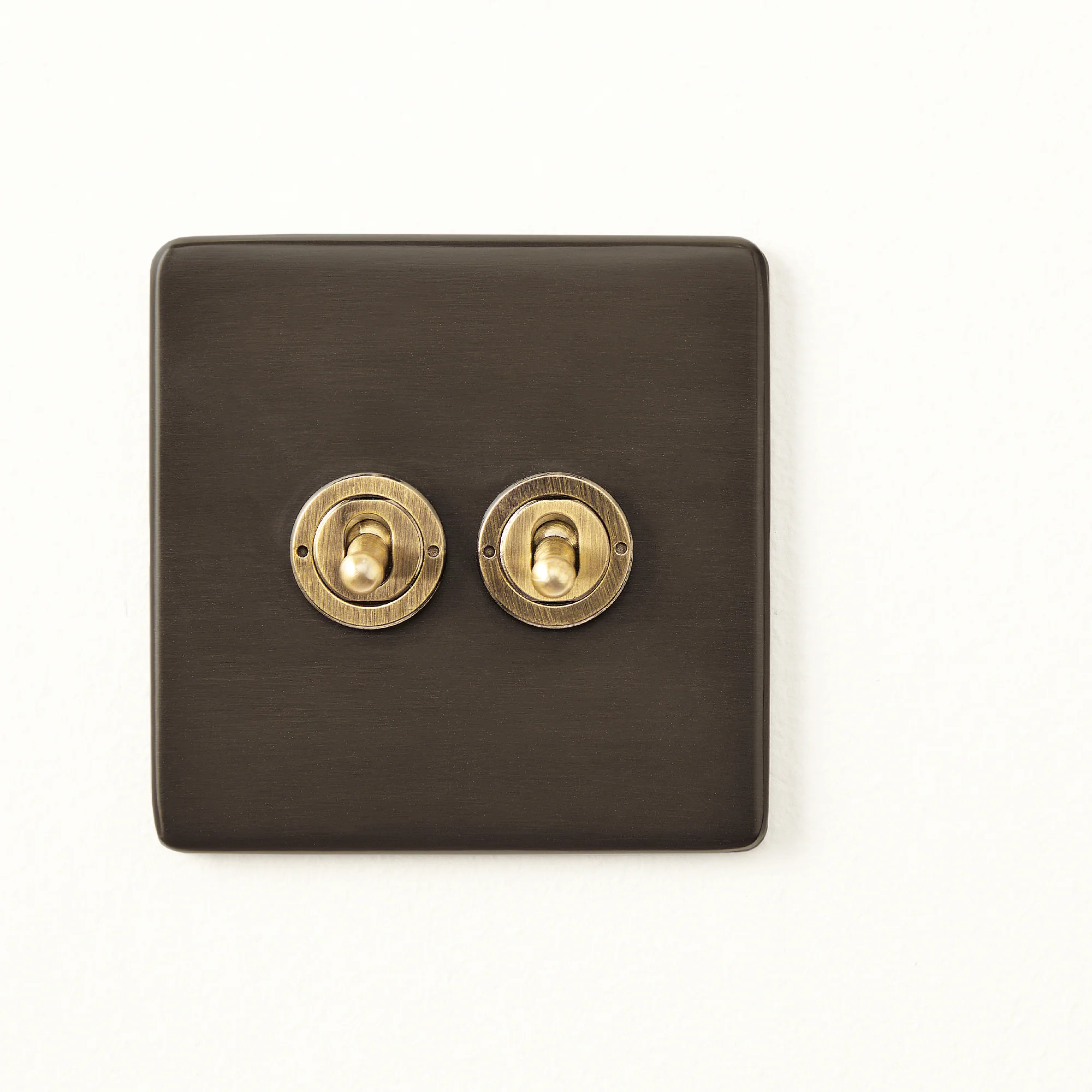 Two gang intermediate Florence toggle switch in bronze - Image 5