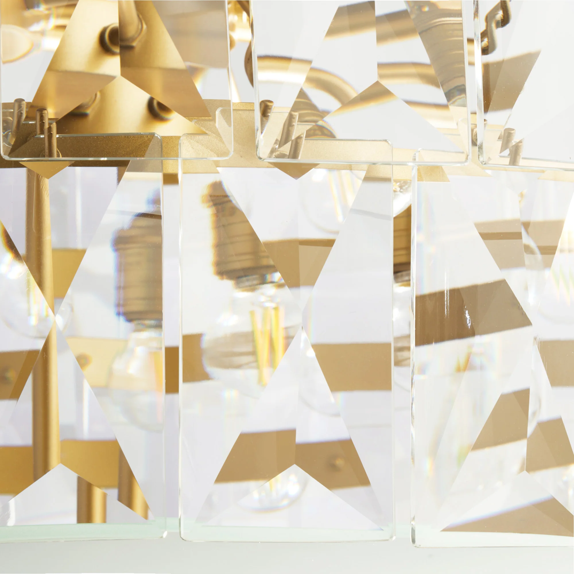 Two tiered Conchita chandelier in prismatic glass and brass - Image 5