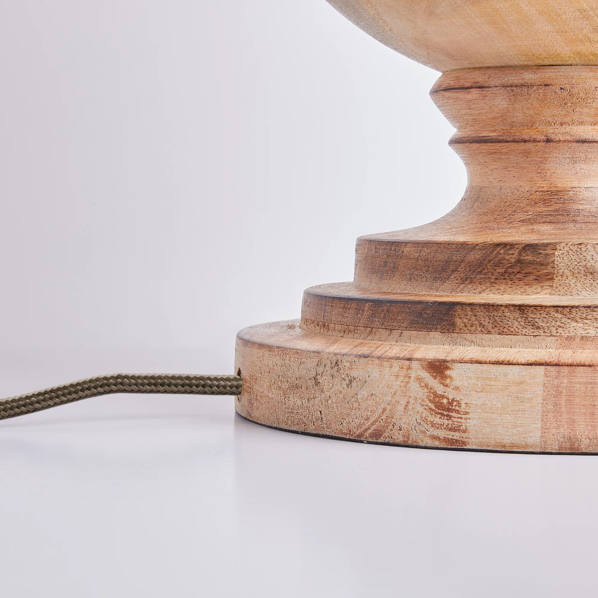 Verona table lamp in burnt wood - Image 3