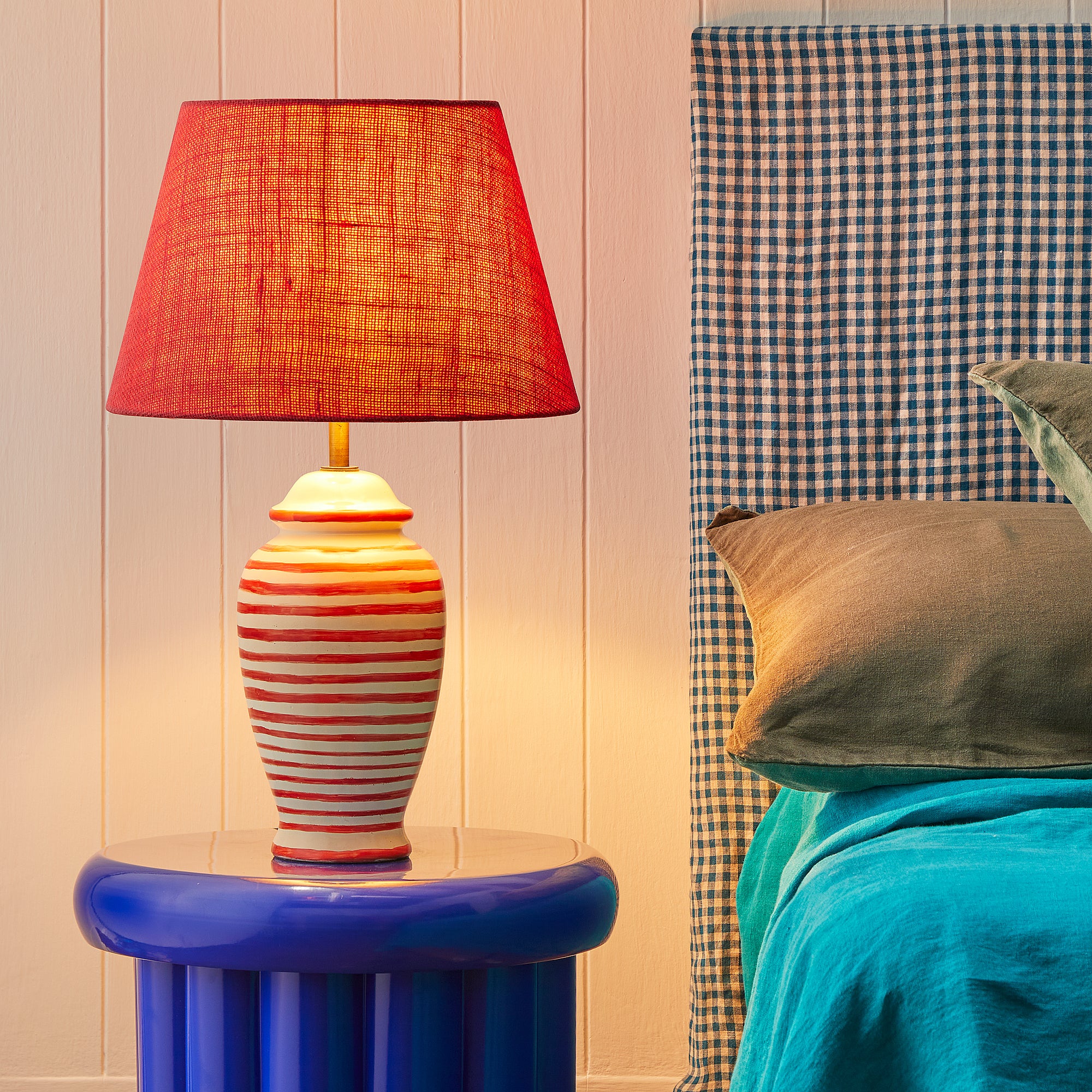 Waldo bedside lamp with vermillion stripes - Image 8