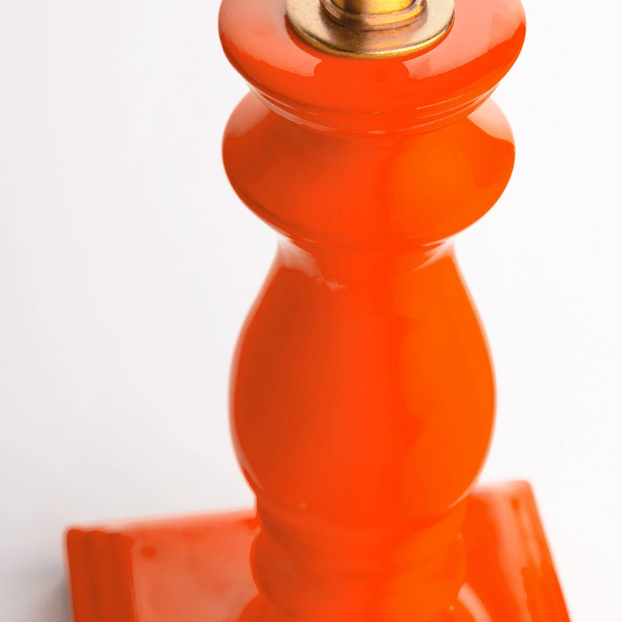 Wilma table lamp in orange - Image 5