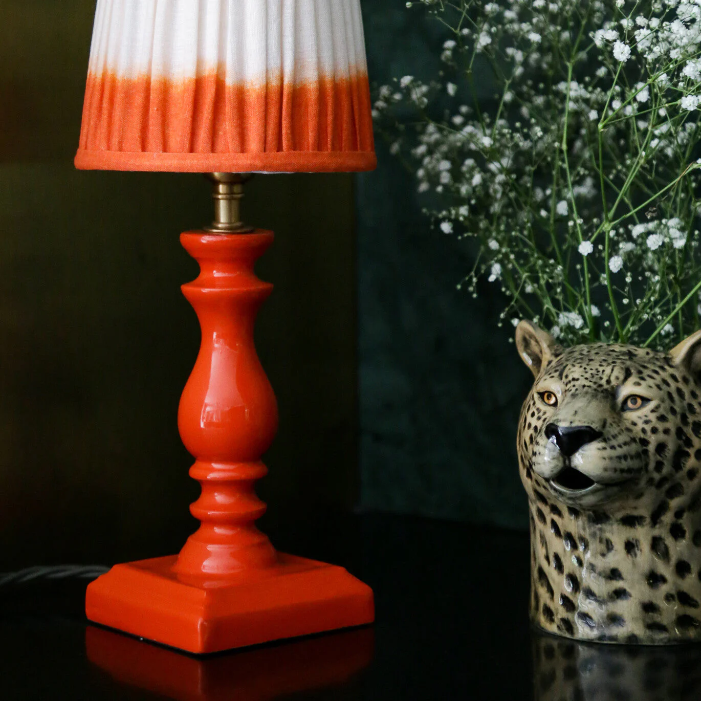 Wilma table lamp in orange - Image 7
