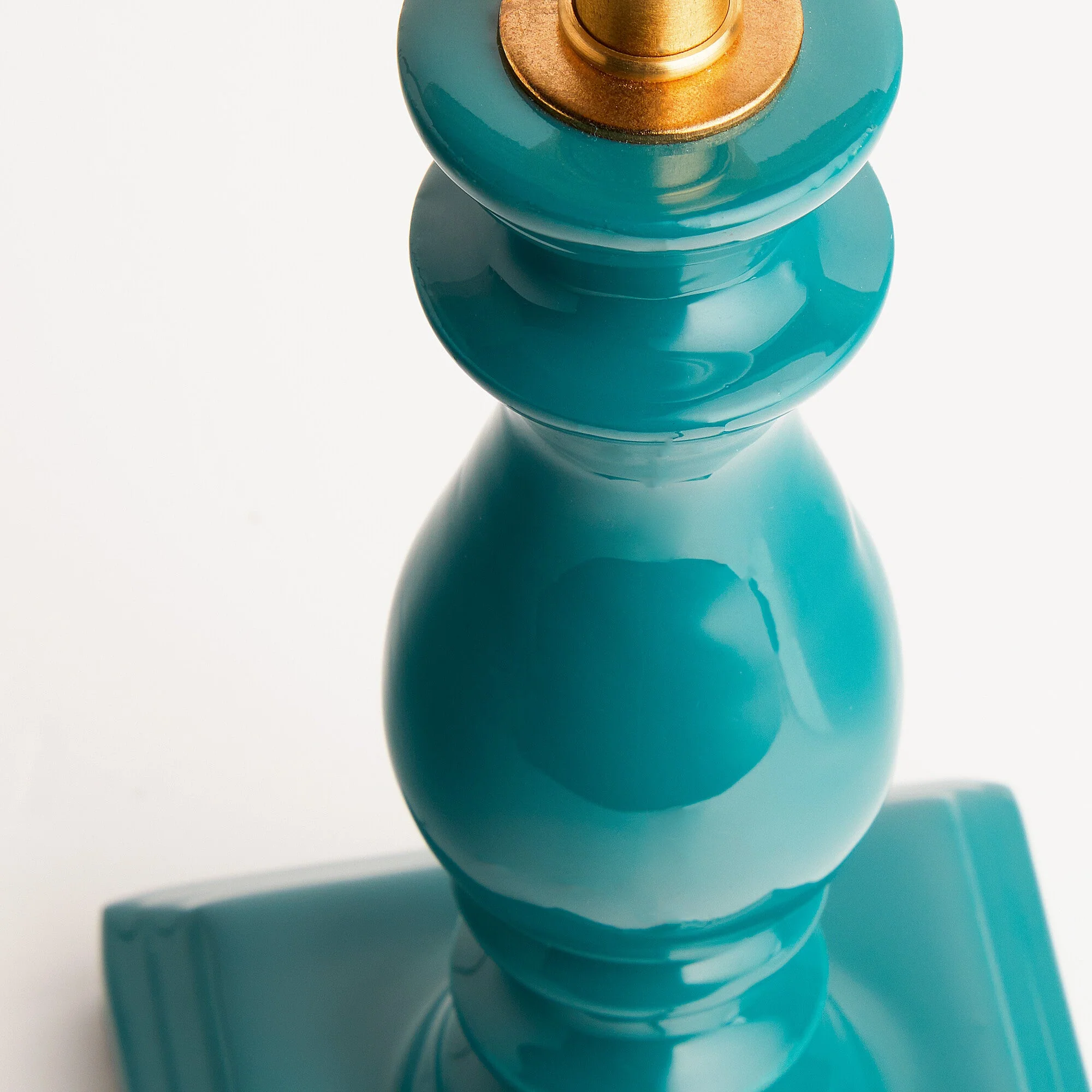 Wilma table lamp in turquoise - Image 9