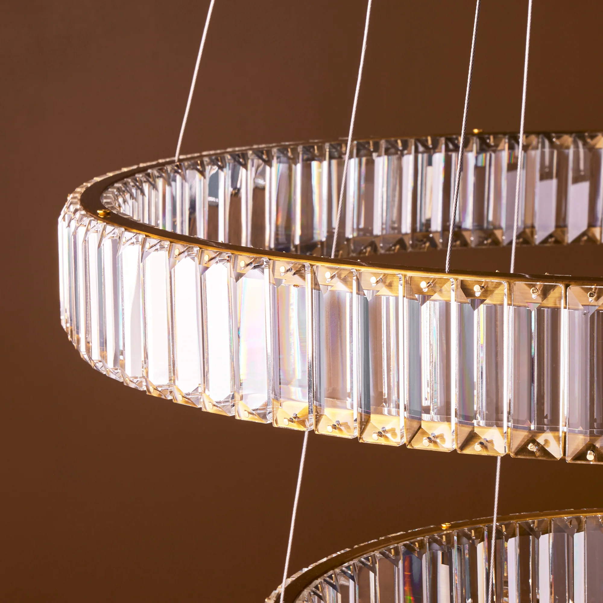 Wonderella 3 ring chandelier in clear glass and brass - Image 3