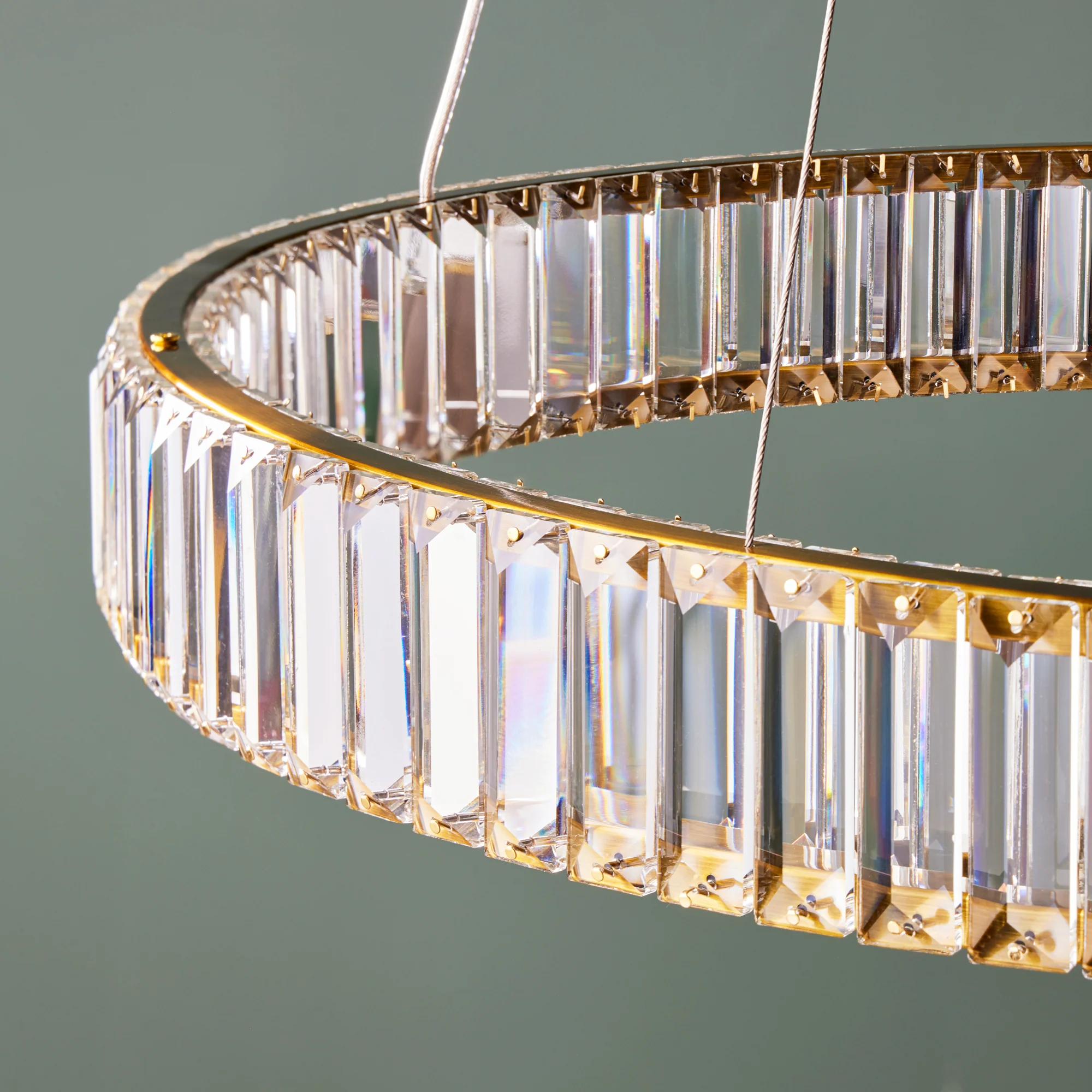 Wonderella single ring chandelier in clear glass and brass - Image 3