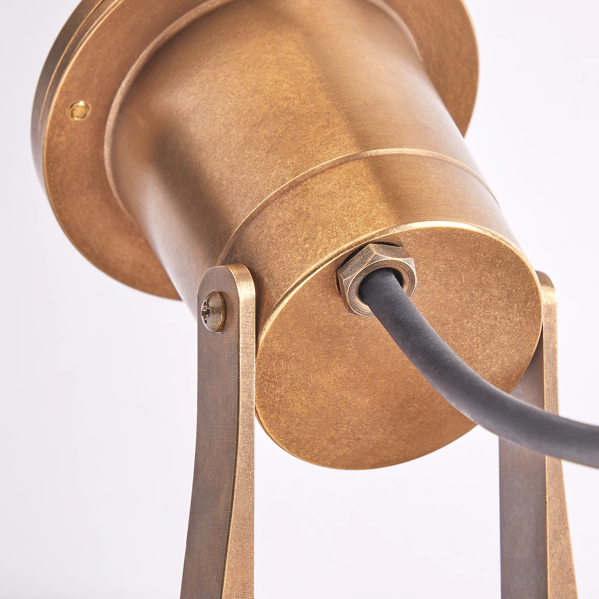 Zennor ip65 garden spotlight on adjustable bracket in brass - Image 8